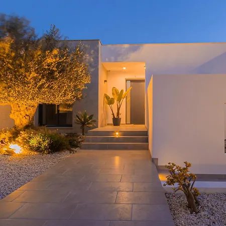 Baobab By Abahana Villa *
